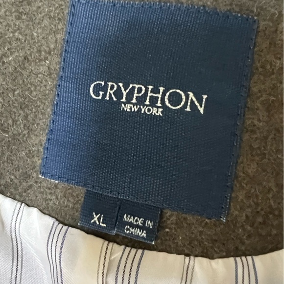 Gryphon Wool Green Shin Length Coat. Size XL. Great Condition. - Picture 4 of 11